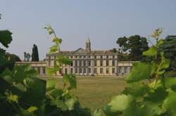 photo BALADES VIGNERONNES EN GRAND CARCASSONNE - CHATEAU AUZIAS