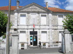 photo Églises romanes et gothiques | Saint-Preuil