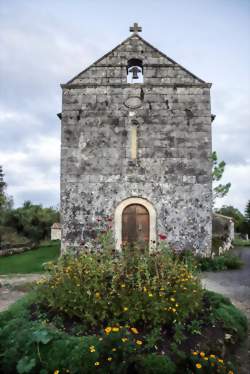 photo A la découverte du village et de la distillerie Plaize