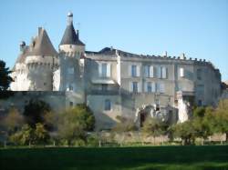 photo Théâtre La double inconstance de Marivaux - Feuillets d'automne 2024