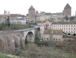 photo Marché de Semur-en-Auxois