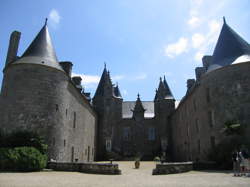 photo Claire Beillard expose au Château de Kergrist