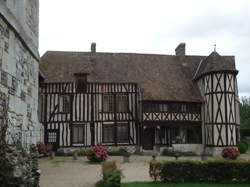 photo Visite libre des extérieurs du Manoir d'Hellenvilliers - Journées du patrimoine