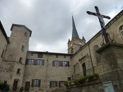 photo Journées du Patrimoine : visite guidée du bourg médiéval, de l’église et du Château