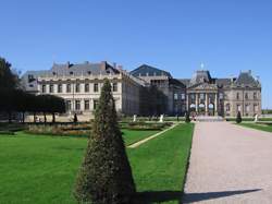 photo Responsable de résidence pour personnes âgées