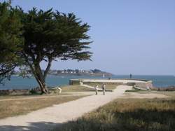 photo Nettoyage de la plage de Kerpenhir