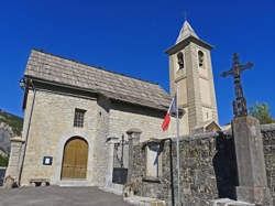 CHÂTEAUNEUF-D'ENTRAUNES - AUBERGE ET GÎTE