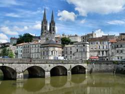 photo La Niortaise - Marche Octobre Rose à Niort