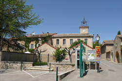 photo Petit marché de Puyvert