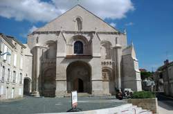 photo MARCHÉ DE BENET