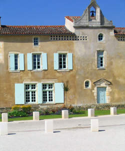 photo UNE SAISON À L'ABBAYE, 