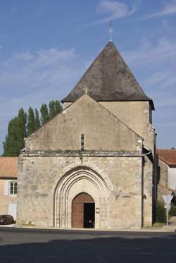 photo Initiation à la calligraphie et visite de l'Abbaye Royale de La Réau