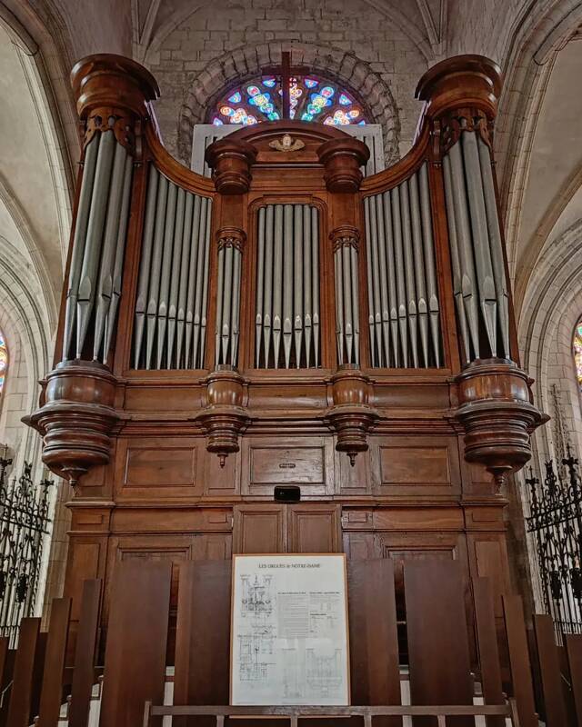 Découverte d'un orgue historique à tuyaux