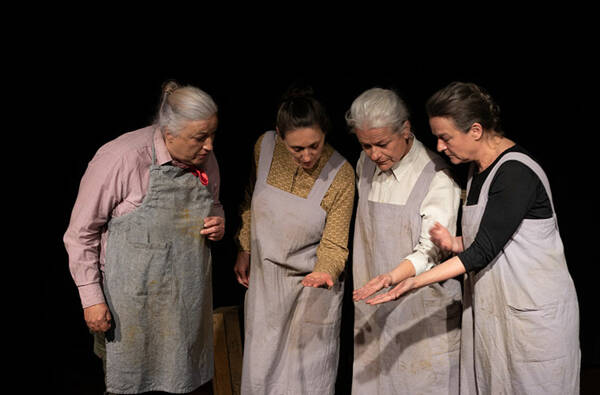 Festival Théâtre Amateur : Les filles aux mains jaunes