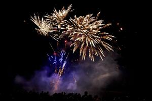 FEU D'ARTIFICE et FESTIVAL BOUGE TON BOCAGE