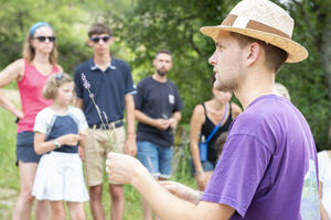Atelier de distillation à l’ancienne de la lavande au pied du Vercors