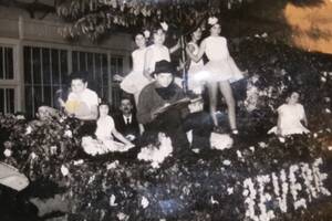 Exposition « Du carnaval au feu de la Saint-Jean : les fêtes de Guerville à travers le temps »