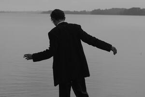 L'ENVERS ET L'ENDROIT