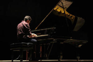photo Adrien Brandeis Piano Solo - 