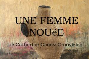 UNE FEMME NOUéE