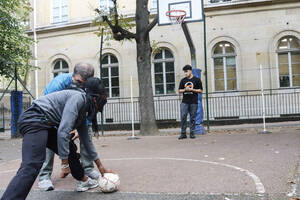 photo Exposition du Canon Young People Programme 2024 :  la photo pour sensibiliser aux déficiences visuelles