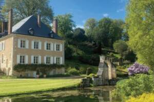 Marché aux plantes et produits du terroir