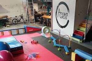 Cirque - Atelier 1-3 ans parcours de motricité chez Acrobate Circus