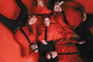 SUPERBUS en concert