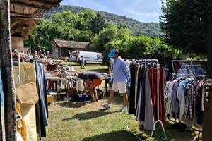 vide-greniers, brocante sympa 3 août à Izieu