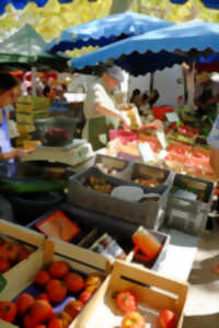 photo MARCHÉ TRADITIONNEL DE SAINT-CHINIAN