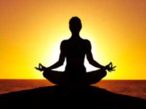 photo Yoga sur chaise