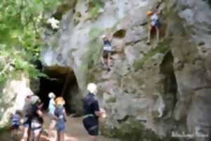 photo Été actif - escalade en falaise