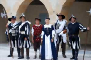 photo Visite contée : Au temps de la reine Jeanne d’Albret, par la Cie Des Écharpes Blanches