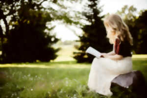 photo Lecture voix de femmes en plein air
