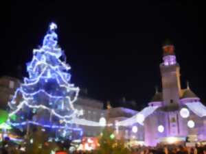 Illumination du sapin de noël à Vire Normandie