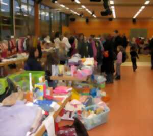 photo Bourse aux vêtements, jouets et puériculture