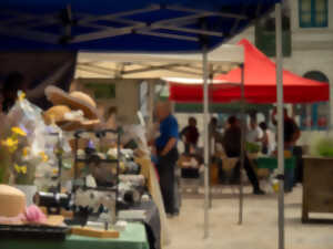 Marché hebdomadaire de Lormes