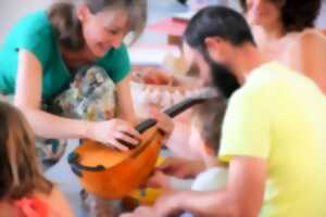 photo Atelier chant parents-enfants / Comptines et mandoline / 0-5 ans