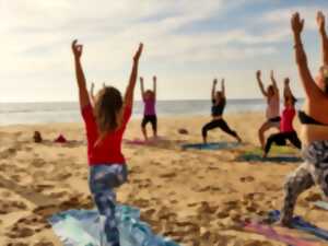 Découverte du yoga sur la plage