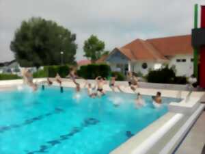 Piscines en fête, initiation au sauvetage