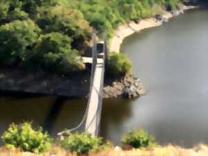 photo Conférence sur le barrage de Rochebut et le pont suspendu