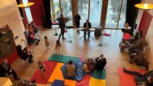 Bébés concert :ensemble contraste