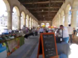 photo Marché hebdomadaire d'Airvault (samedi matin)