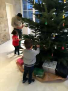 Activité enfants - Décore le sapin du musée - Limoges