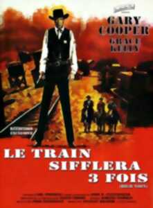 Séance de cinéma comme autrefois au Vox : Le train sifflera trois fois