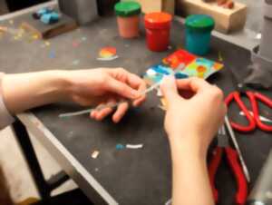 photo Atelier de création de bannières médiévales