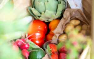 photo Marché aux produits de bouche et créateurs