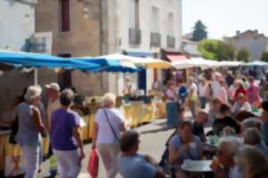 photo Marché de Piégut-Pluviers