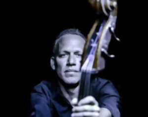 photo Avishai Cohen Trio : Brightlight