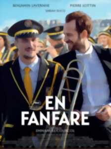 photo Cinéma Arudy : En fanfare